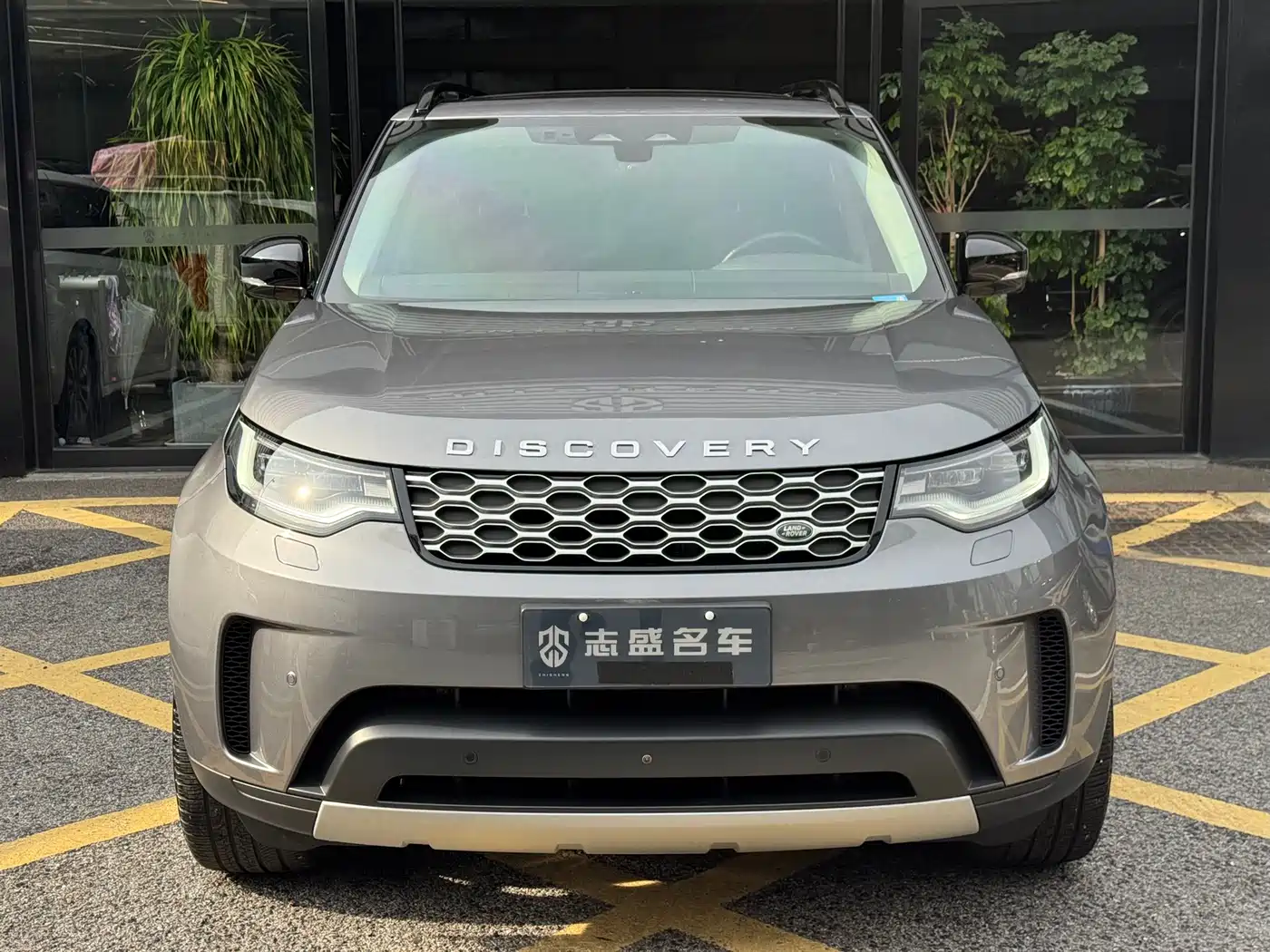 Land Rover Discovery 2024 Model 360PS S фото 2