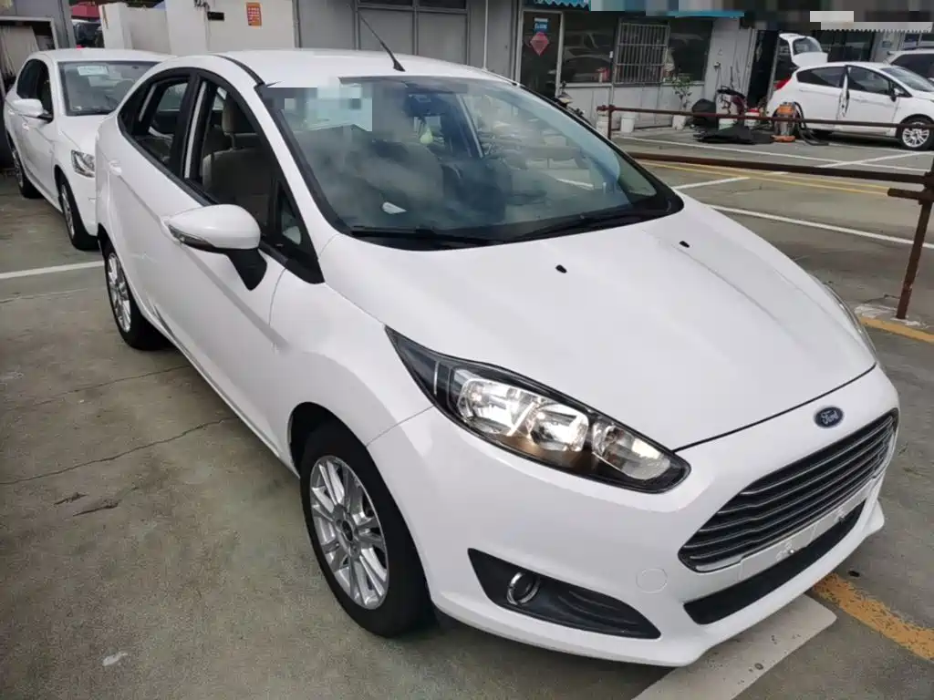 Ford Fiesta 2015 2013 Sedan 1.5L Automatic Fashion