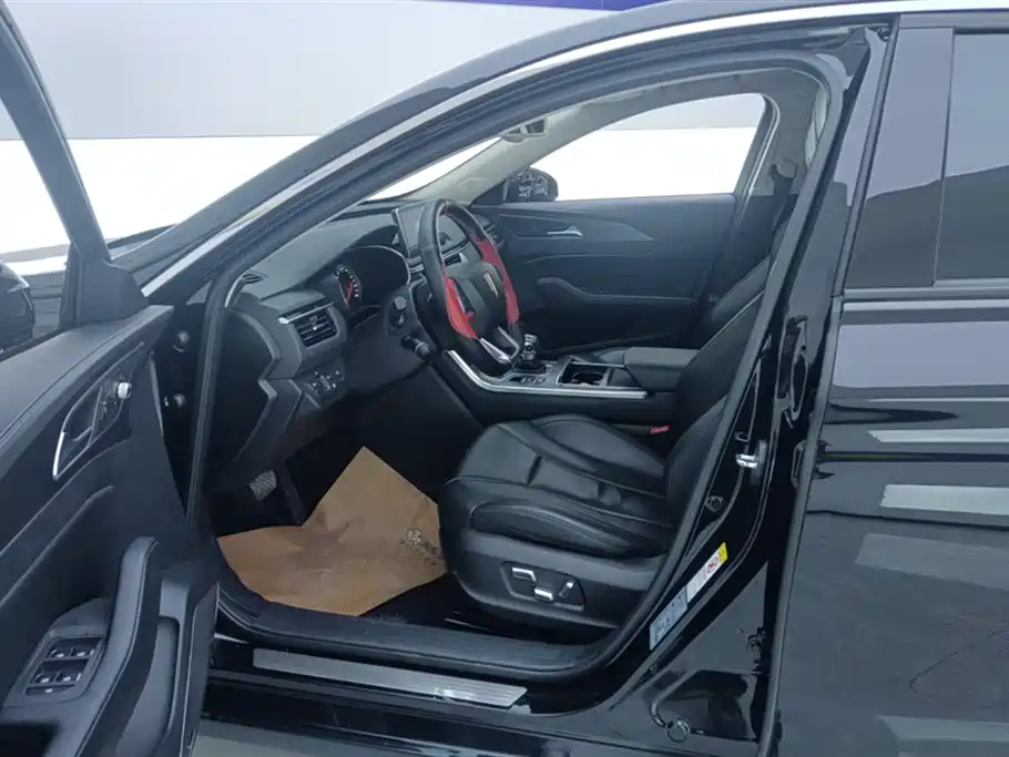 Hongqi H5 2022 Classic Facelift 1.8T Automatic Smart Connect Flag Enjoyment Edition фото 9