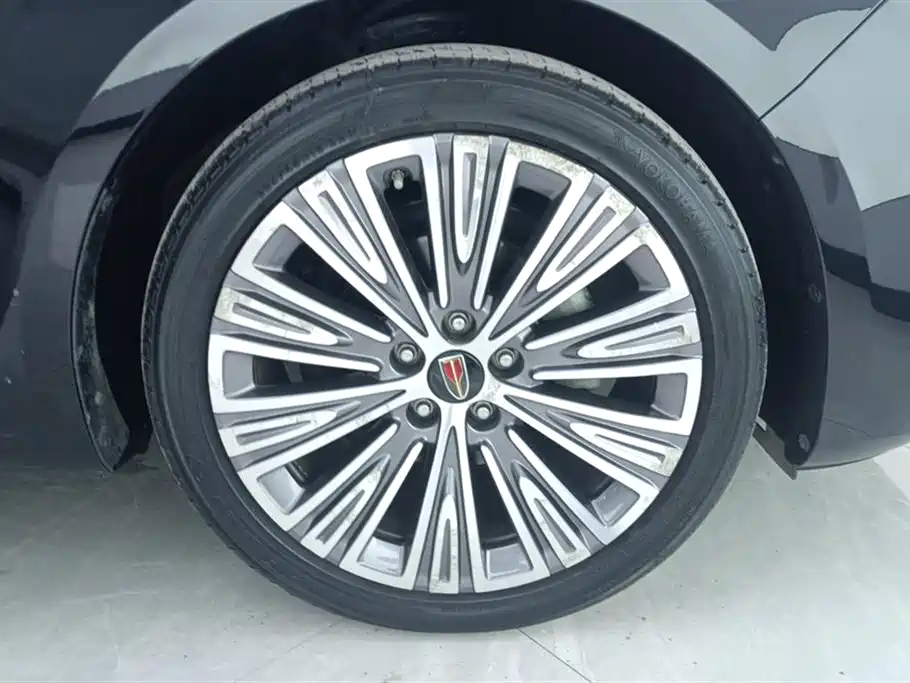 Hongqi H5 2022 Classic Facelift 1.8T Automatic Smart Connect Flag Enjoyment Edition фото 6