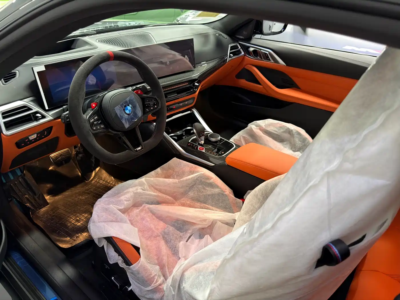 BMW M4 2024 BMW M4 Coupe M xDrive Competition фото 7