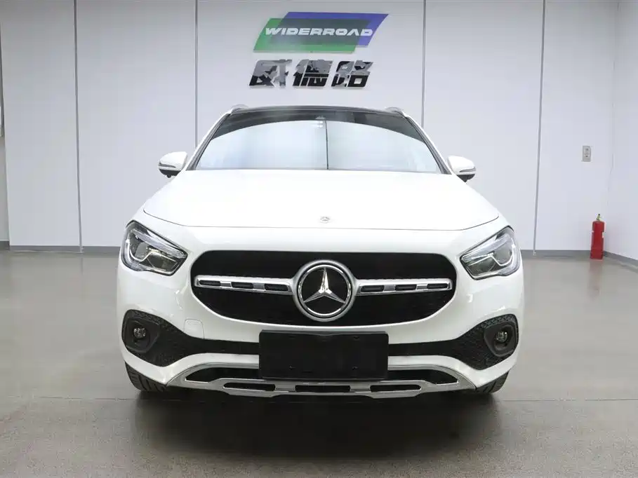Mercedes-Benz GLA 2022 Facelift II GLA 200 фото 2