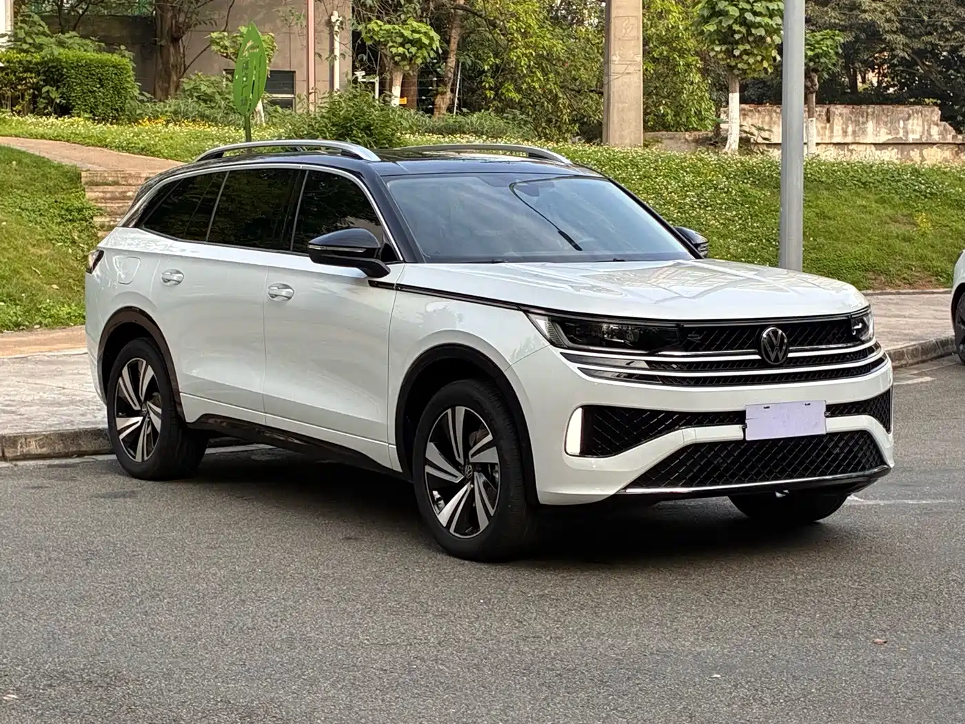 Volkswagen Talagon 2023 380TSI 4WD R-Line Touring Edition фото 3