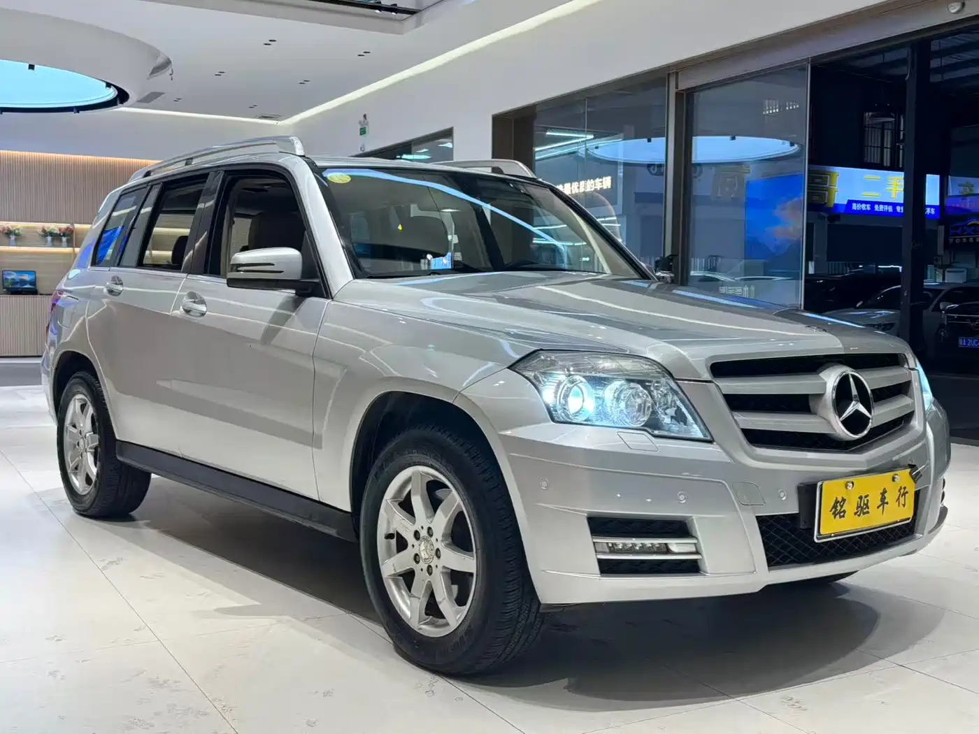 Mercedes-Benz GLK-Class (Import) 2010 GLK 300 4MATIC Fashion фото 6