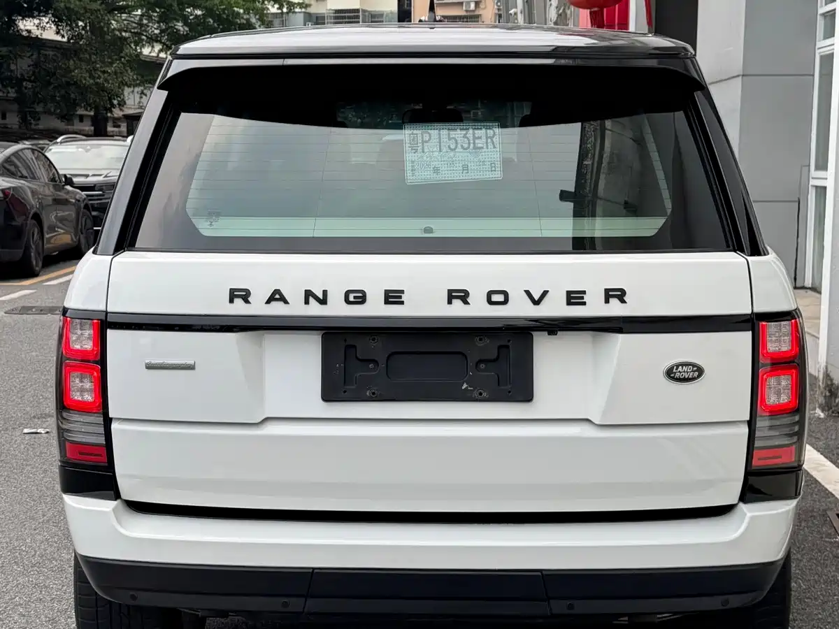 Фото 20 - Land Rover Range Rover