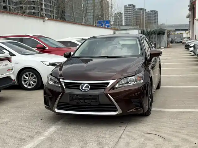 LEXUS CT