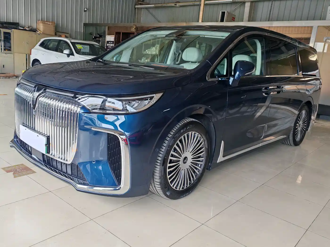Voyah Auto Voyah Dreamer 2025 PHEV AWD Flagship Kunpeng Edition