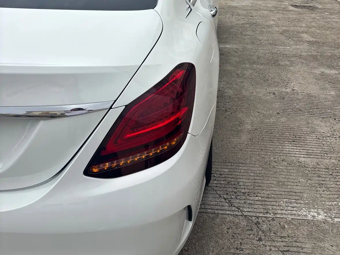 Mercedes-Benz C-Class 2019 C 260 L Sport фото 6