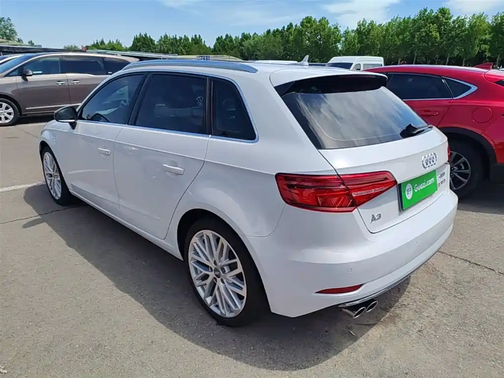 Audi A3 2018 30th Anniversary Sportback 35 TFSI Style фото 23