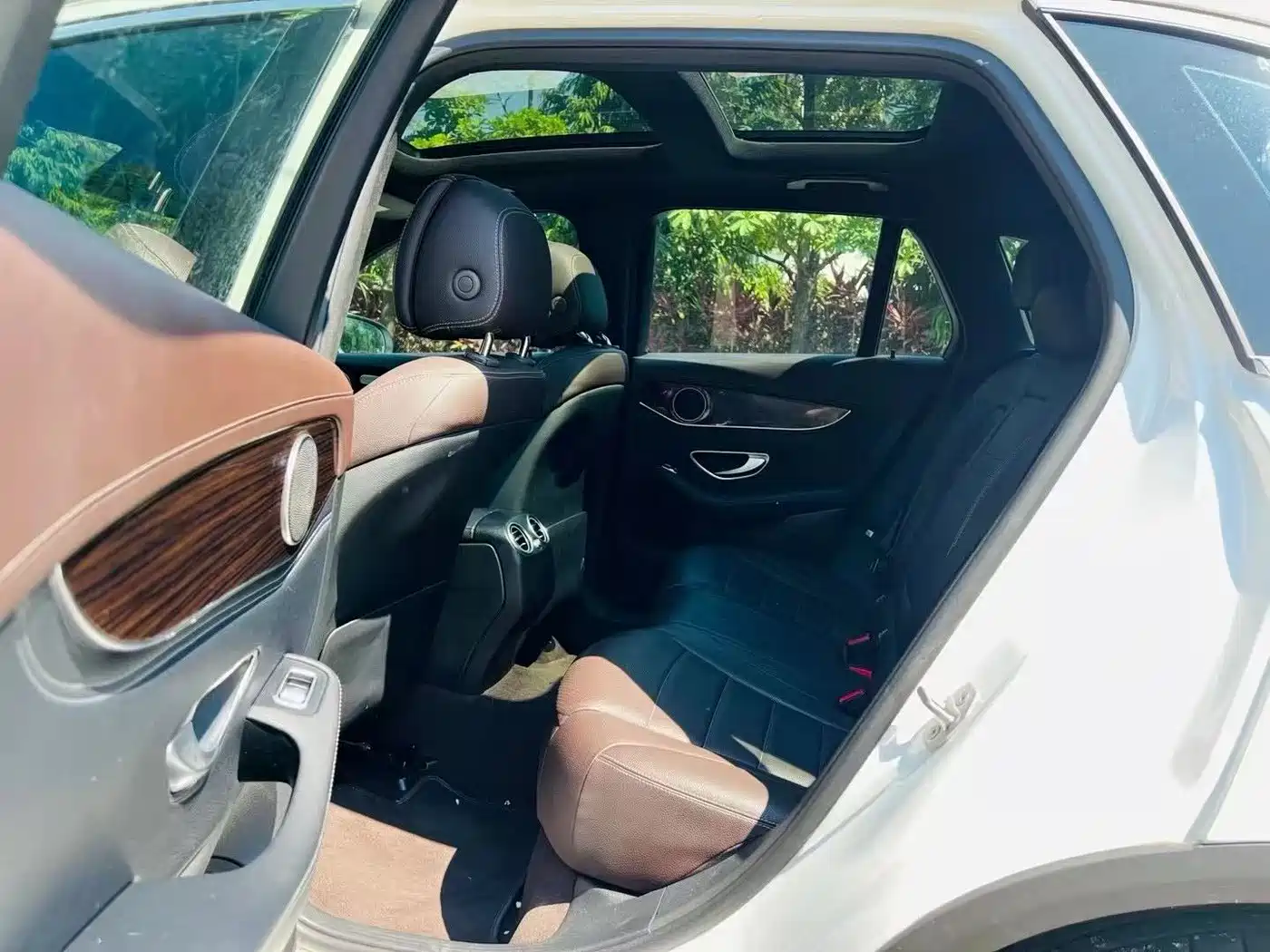 Mercedes-Benz GLC 2017 GLC 260 4MATIC Luxury фото 9