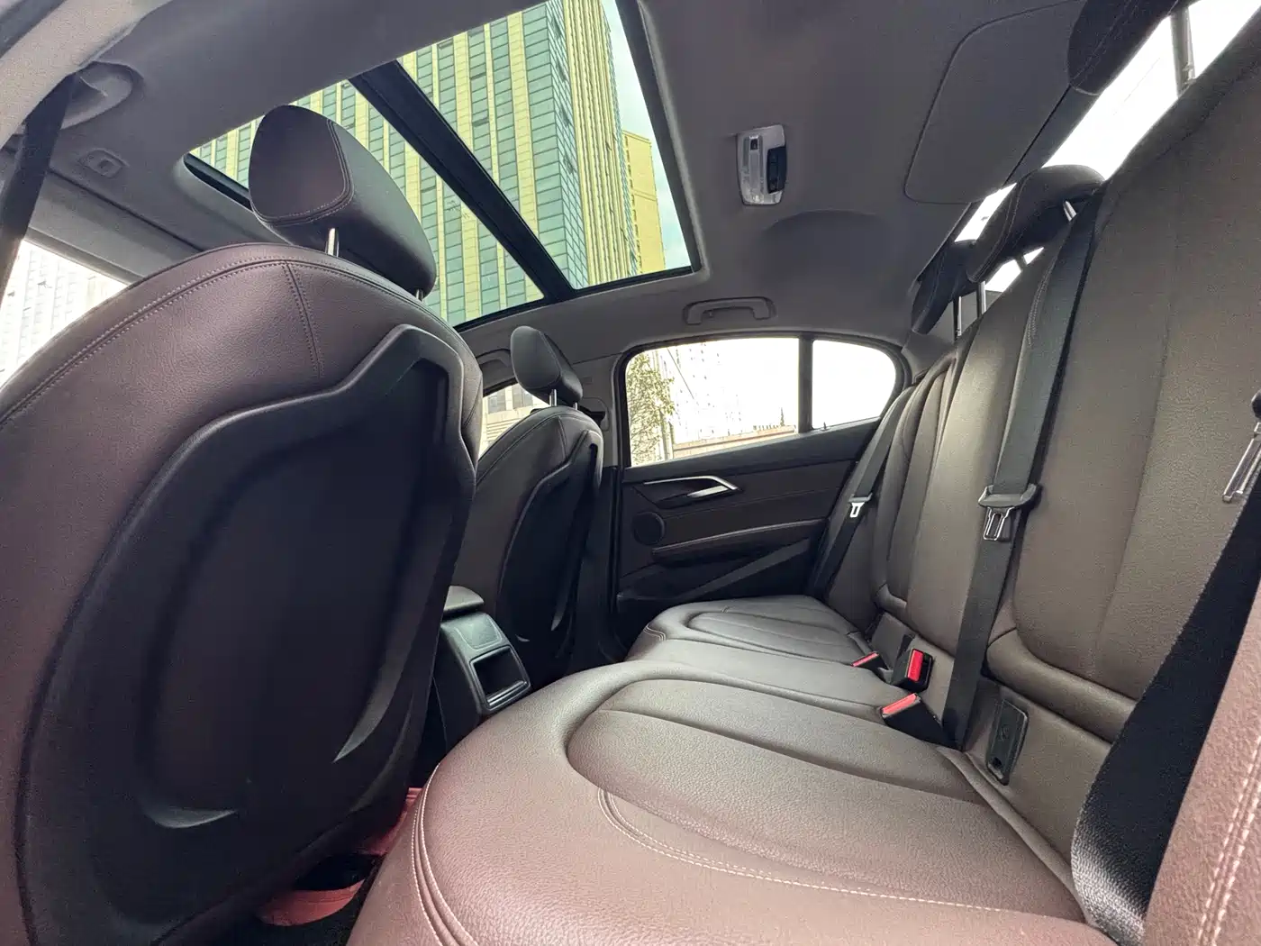 BMW 1 Series 2019 118i M Sport Package фото 22