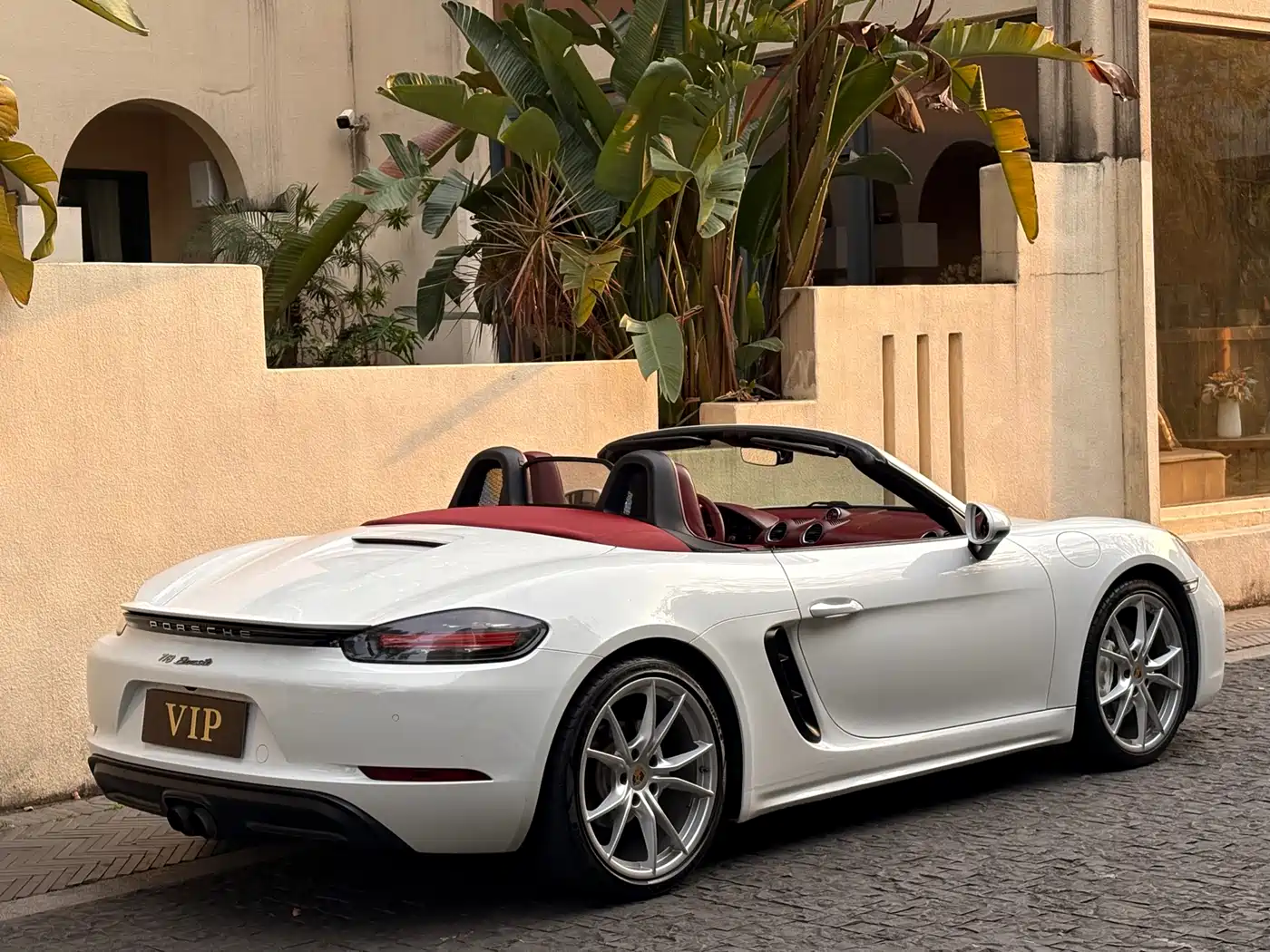 Porsche 718 2018 Boxster 2.0T фото 9