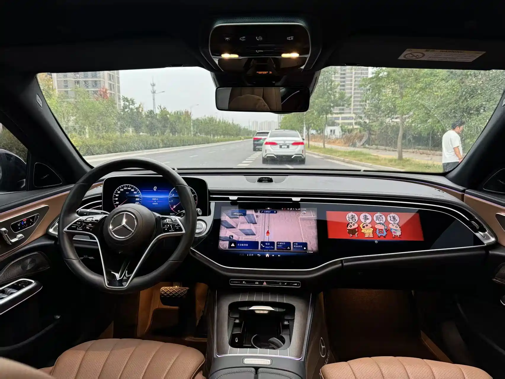 صورة 7 - Mercedes-Benz E-Class