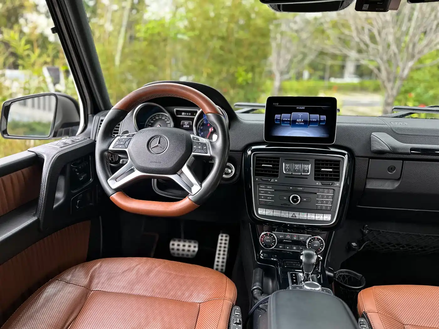 Mercedes-Benz G-Class 2018 G 500 designo Masterpiece Collector's Edition фото 12