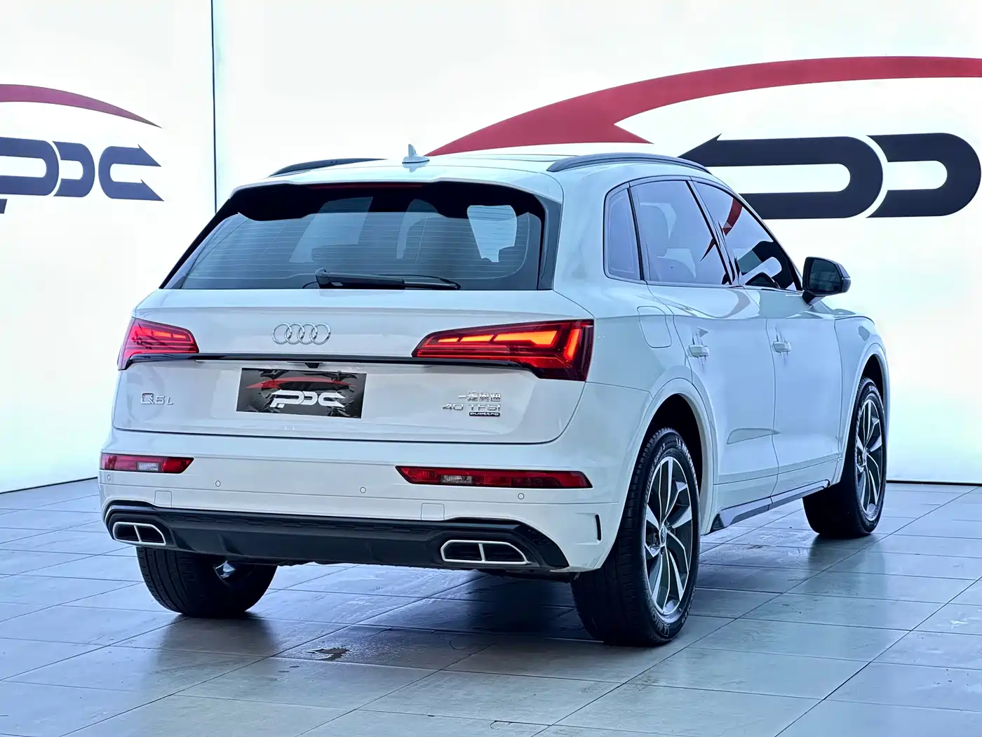 Audi Q5L 2023 40T Luxury Dynamic фото 22