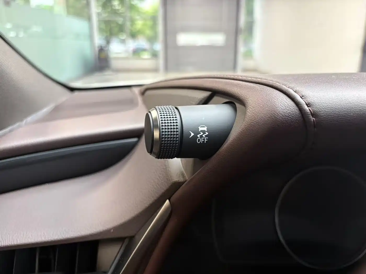 Lexus ES 2020 200 Excellence фото 30