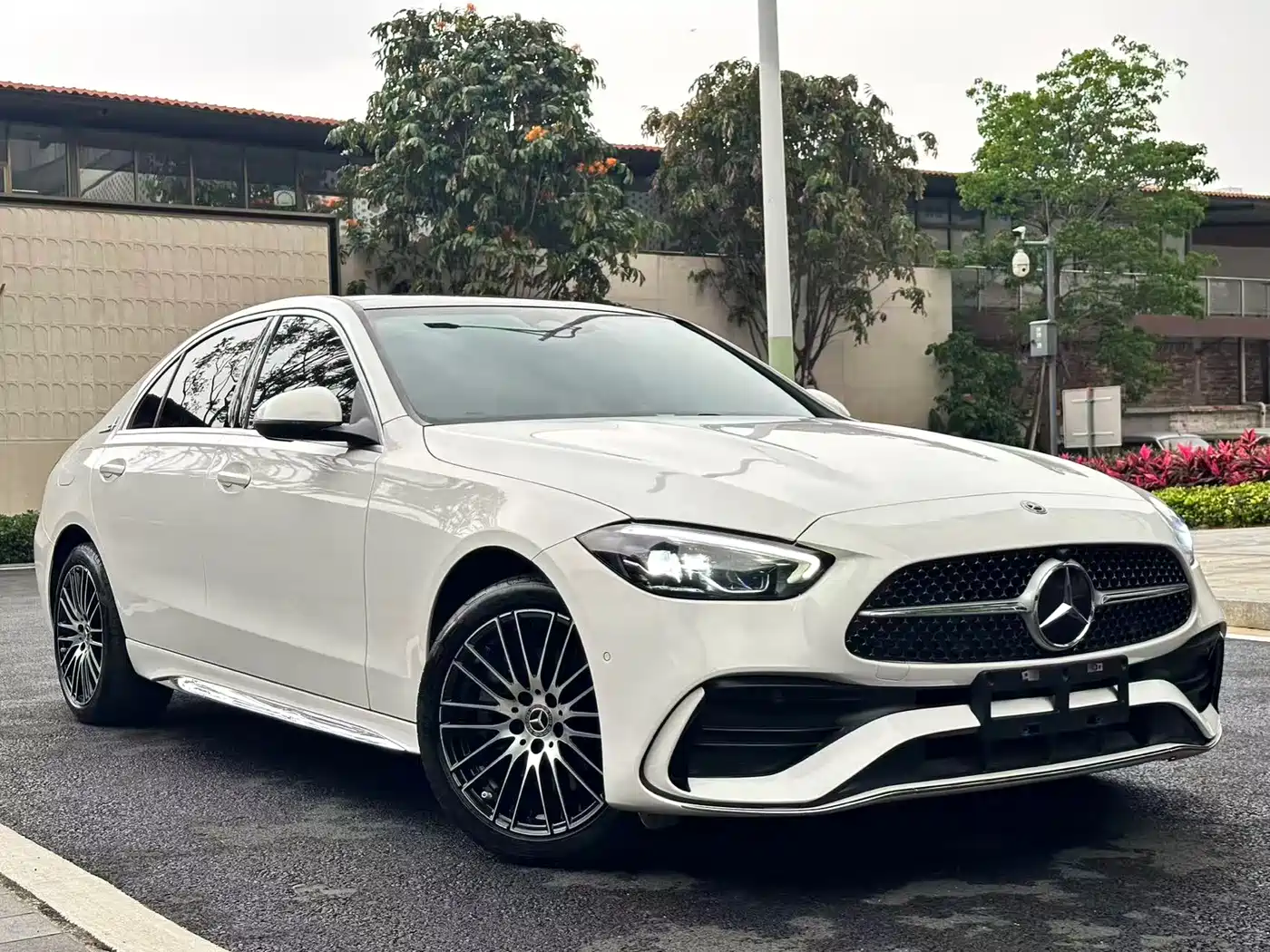 Mercedes-Benz C-Class 2023 Facelift C 260 L Sport Edition фото 3