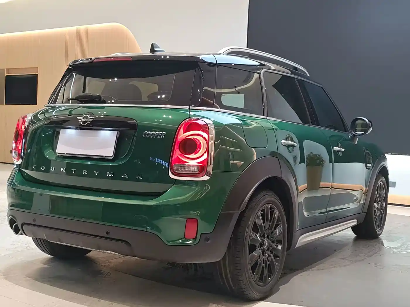 Фото 6 - MINI COUNTRYMAN
