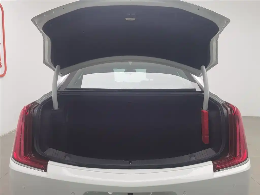 Cadillac XTS 2018 28T Elite фото 16