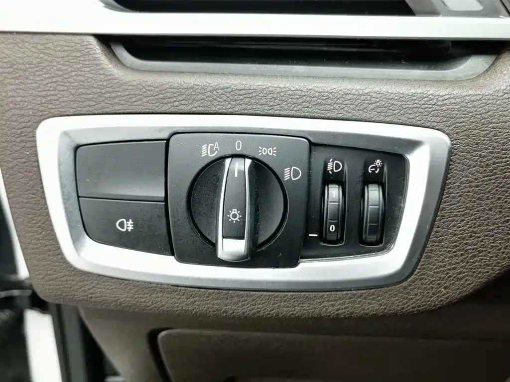 BMW X1 2021 sDrive20Li Fashion фото 21