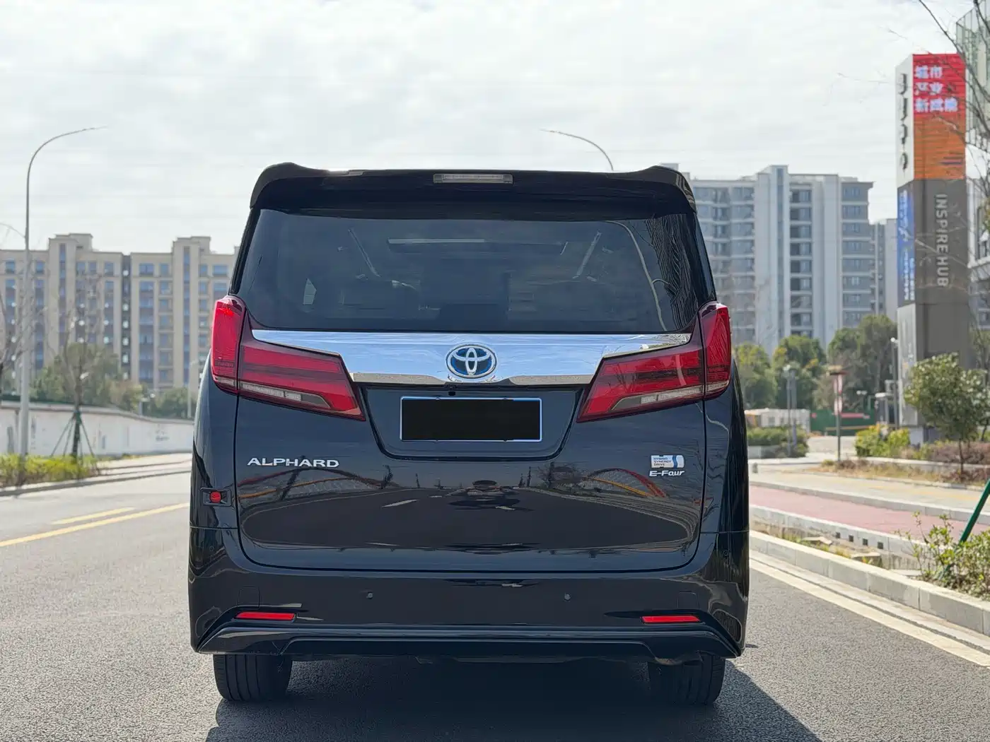 Toyota Alphard 2020 Hybrid 2.5L Premium Edition фото 14