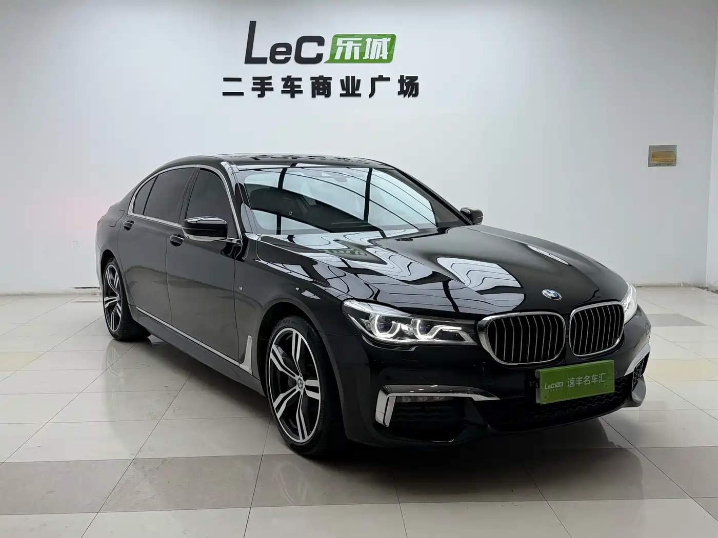 BMW 7 Series 2018 740Li xDrive Premium Type M Sport Package фото 2