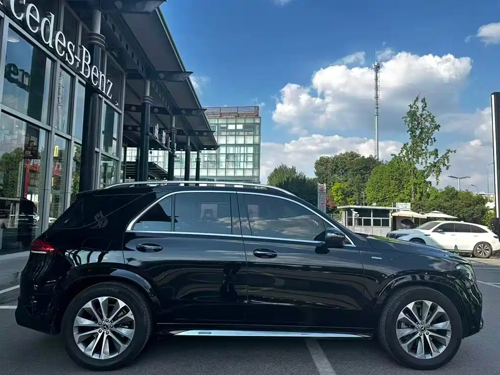 Mercedes-Benz GLE 2023 GLE 350 4MATIC Fashion фото 5