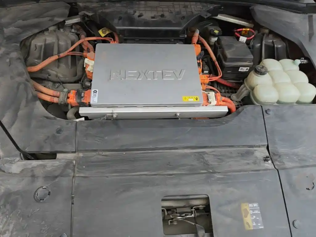 Фото 20 - NIO ES8