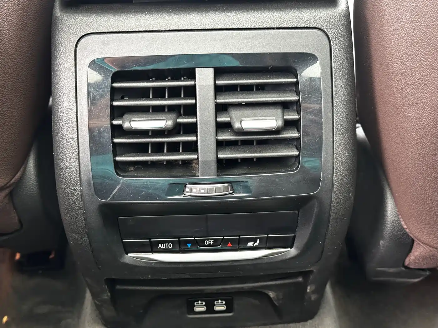 BMW iX3 2021 Leading фото 15