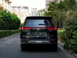 Фото 11 - Lexus LX