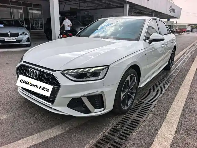 Audi A4L 2023 40 TFSI Fashion Dynamic — фото 1