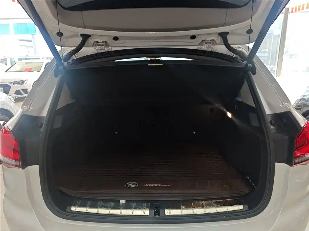 BMW X1 2020 sDrive25Li Leading Model фото 15