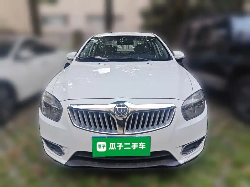 Zhonghua H530 2015 2012 Model 1.5T Automatic Elite