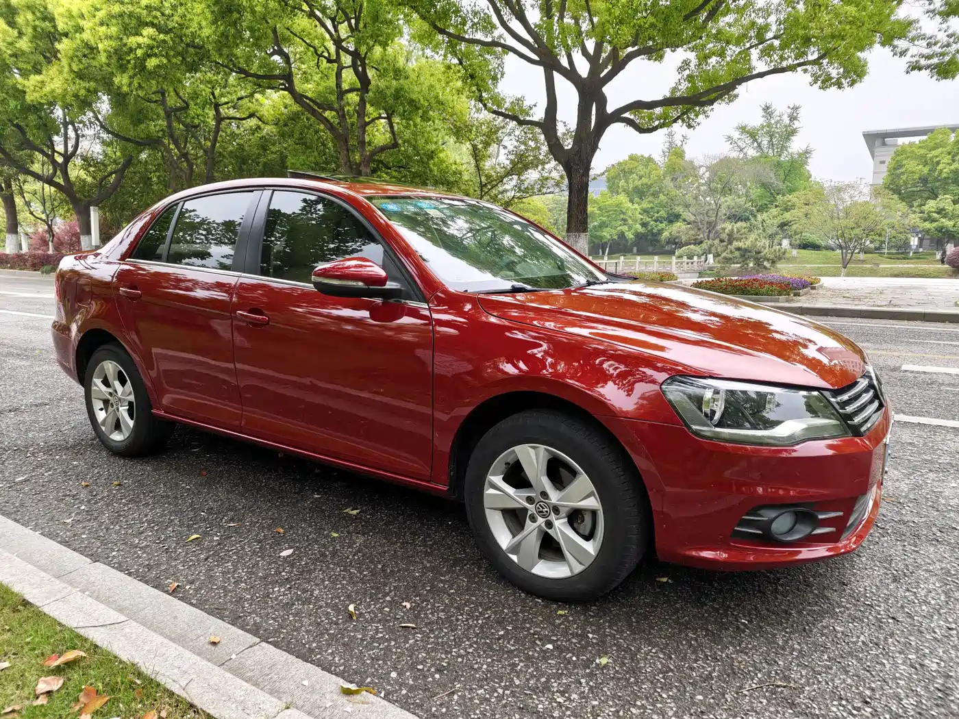 Volkswagen Bora 2014 1.6L Automatic Comfort Edition фото 3