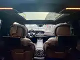 Photo 20 - Mercedes-Benz S-Class