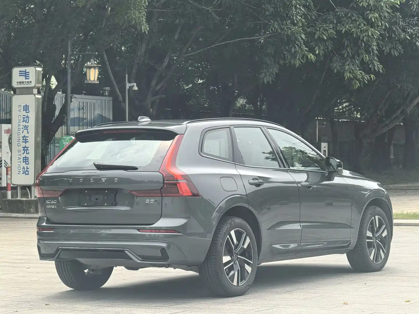 Фото 5 - Volvo XC60