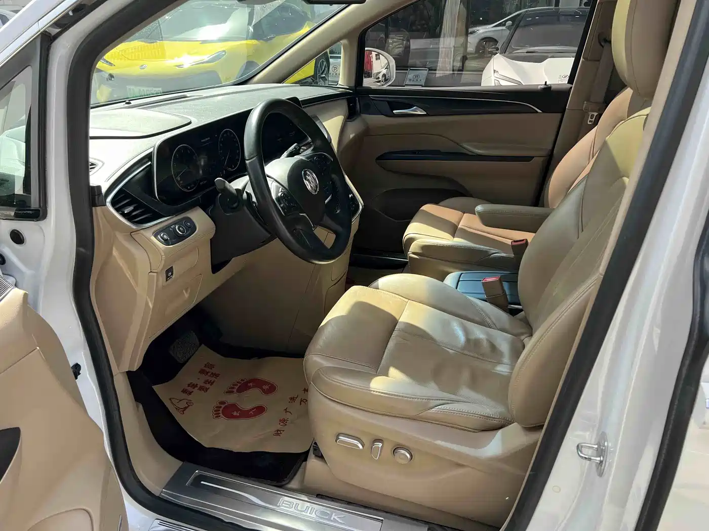 Buick GL8 2020 ES Landglory 653T Flagship фото 5