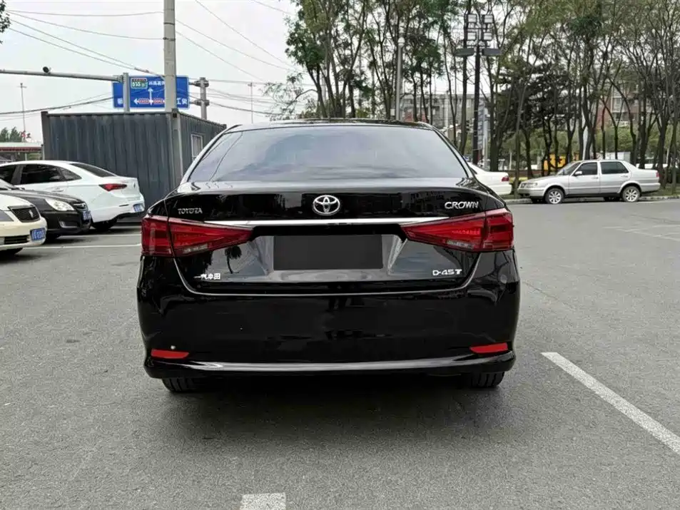 Toyota Crown 2015 2.0T Fashion фото 8