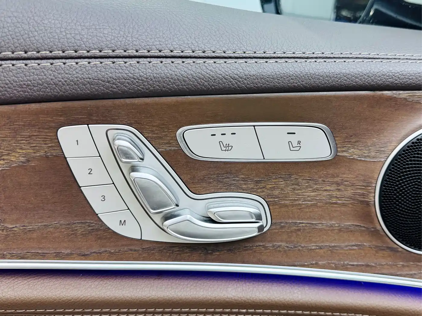 Mercedes-Benz E-Class 2021 E 300 L Fashion фото 11