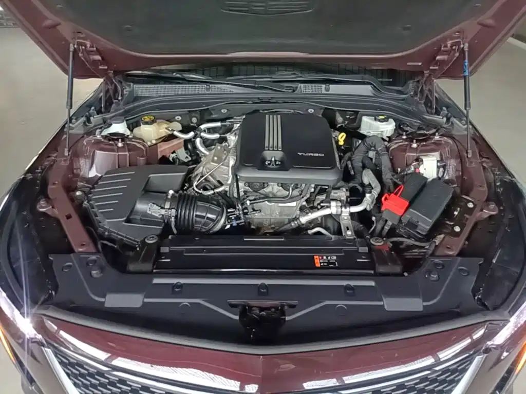 Фото 20 - Cadillac CT5