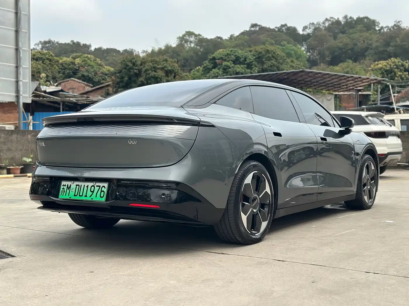 ZEEKR EXTREME KRYPTON 007