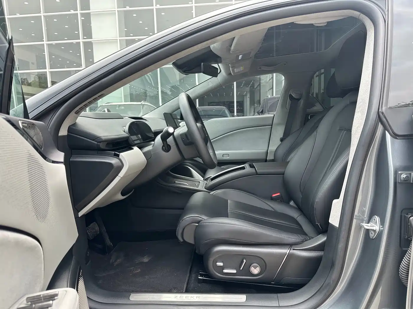 ZEEKR EXTREME KRYPTON 007