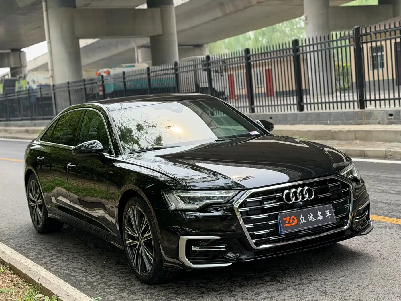 Audi A6L 2022 45 TFSI quattro Premium Dynamic фото 3