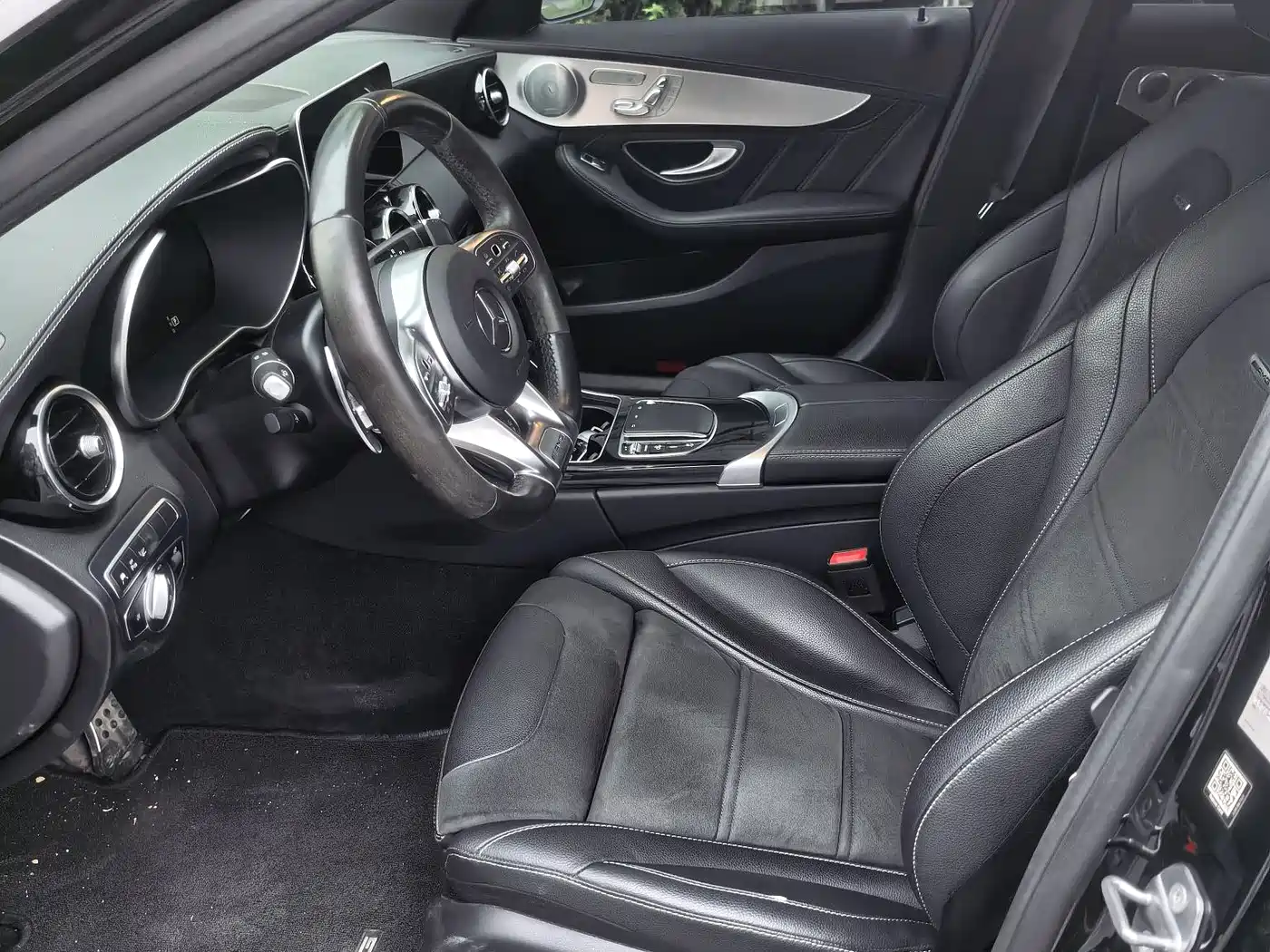 MERCEDES-BENZ C-CLASS AMG