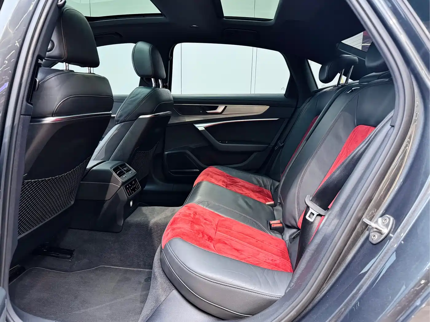 Audi A6L 2019 45 TFSI quattro Exclusive Dynamic фото 10