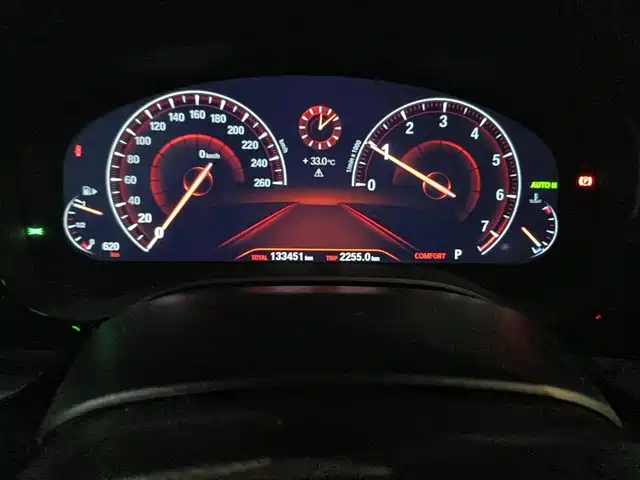 BMW 5 Series 2019 530Li Leading Luxury Package — фото 4