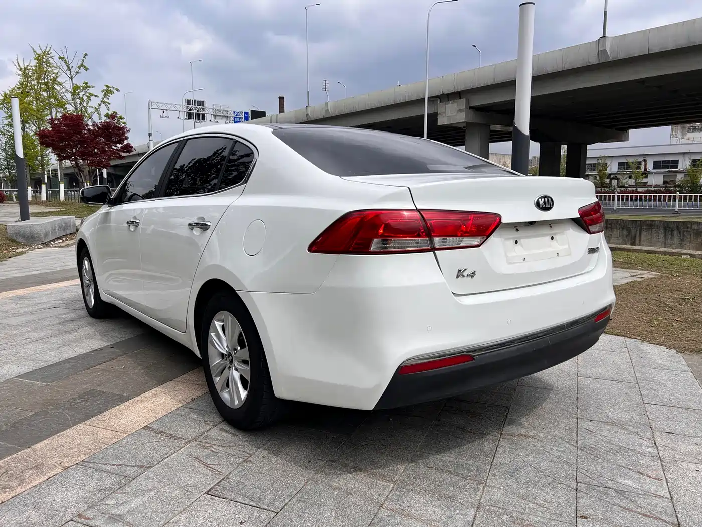 Kia K4 2014 1.8L Automatic GLS фото 10