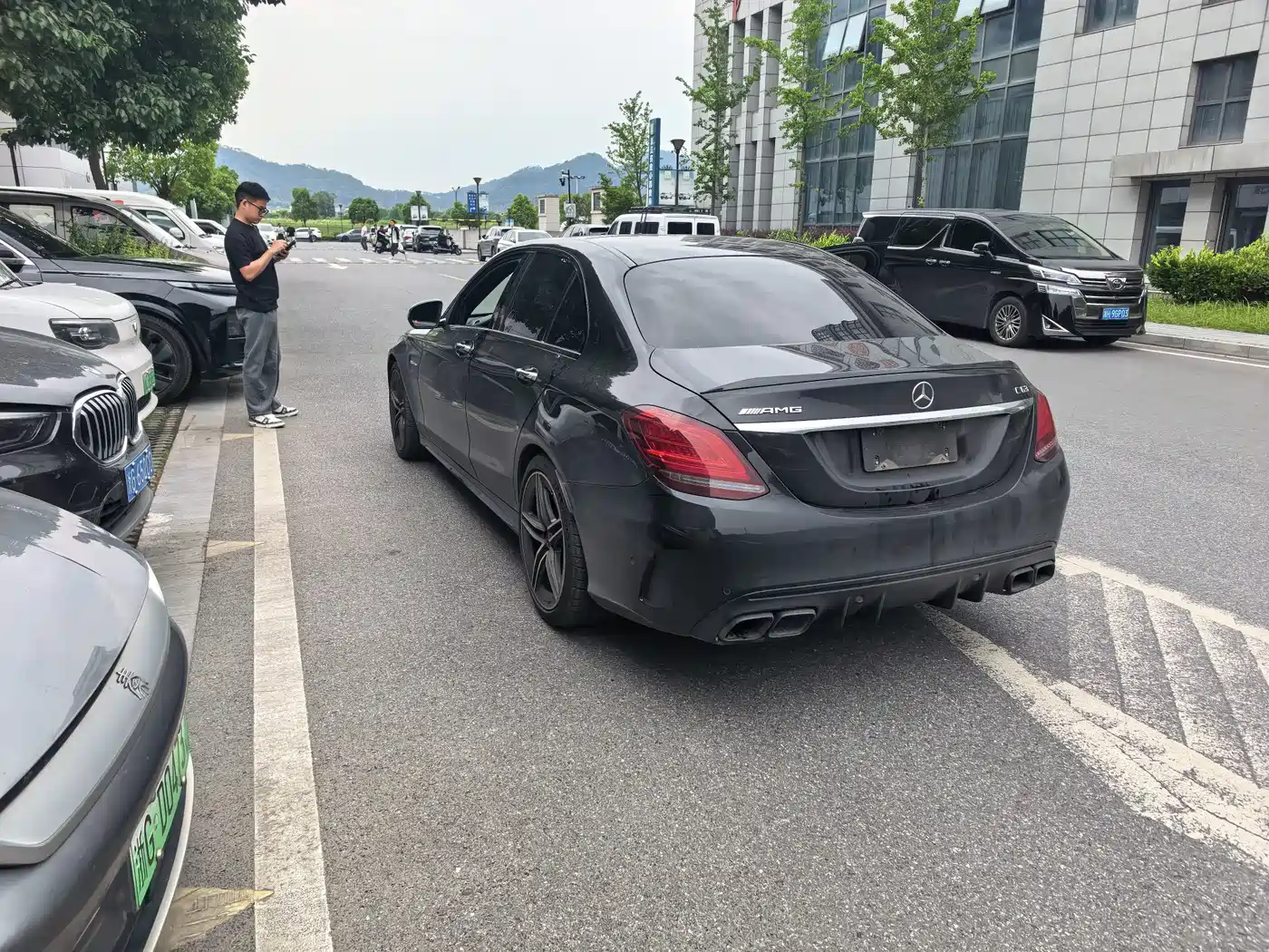 MERCEDES-BENZ C-CLASS AMG