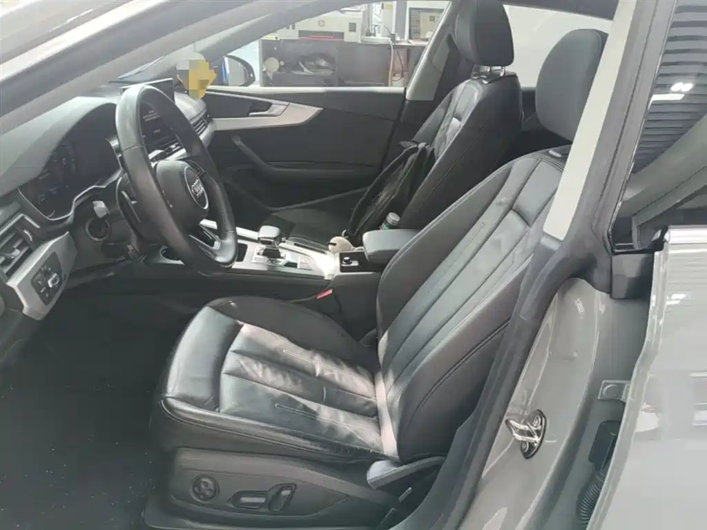 AUDI A5 (IMPORT)