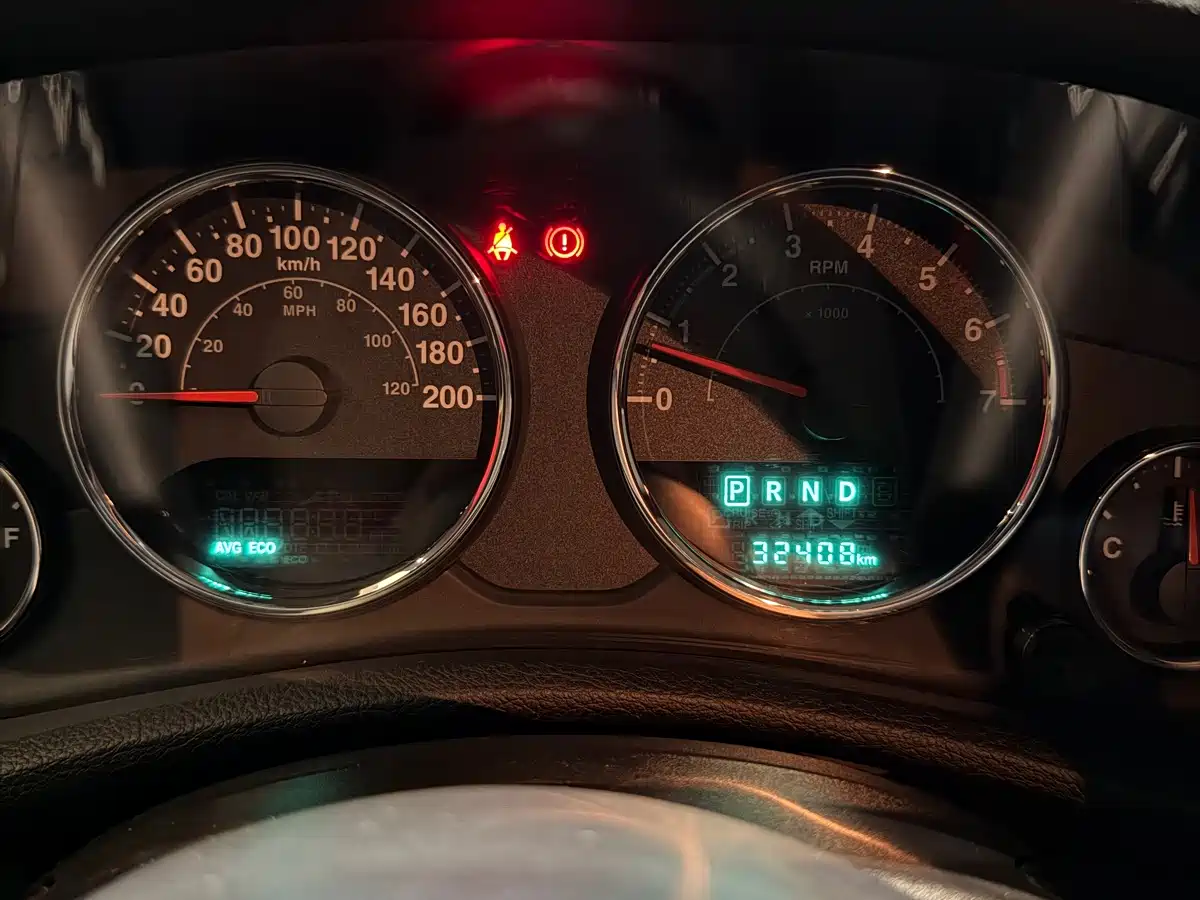 Фото 7 - Jeep Wrangler